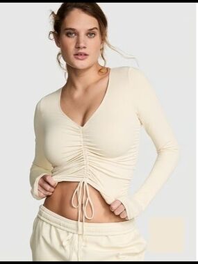 PINK Victoria's Secret Cream Ruched V-Neck Long Sleeve Crop Top
